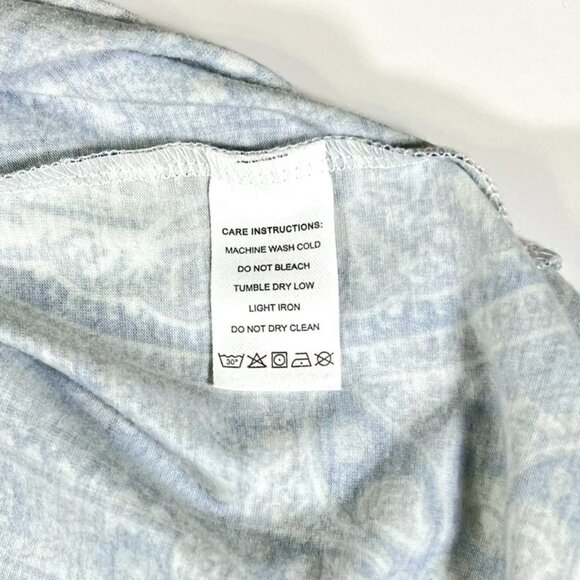 Exclusive ❤ - Women's Size M - Blue & Gold Paisley Design - Long Sleeve - Picture 5 of 10